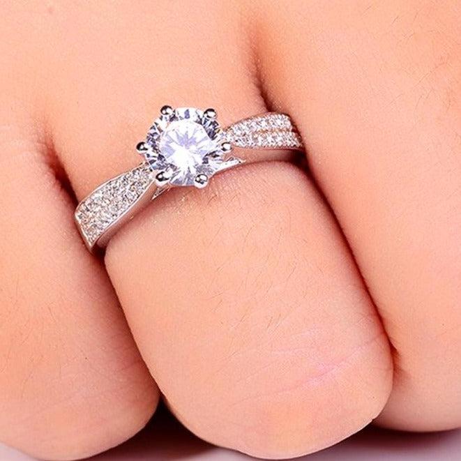 Double Sidestone Moissanite Engagement Ring in solid 18k Gold