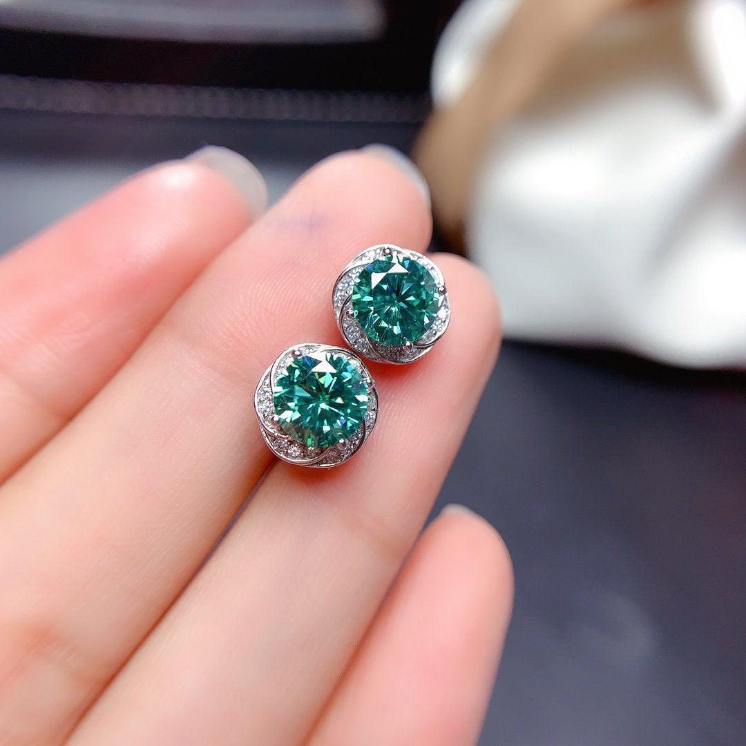 Green Moissanite Braid Shaped Earring Studs 18k White Gold