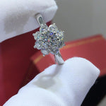 Load image into Gallery viewer, Snow Flower Moissanite Ring 18k Gold
