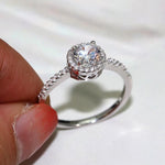 Load image into Gallery viewer, 0.5ct Round Halo Moissanite Ring 925 Silver
