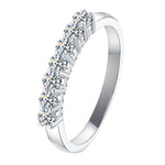 Load image into Gallery viewer, Classic 7 Stone Moissanite Wedding Band 0.7CTW
